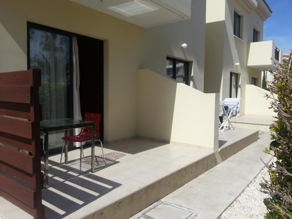 Faros Beach Paphos Ngoại thất bức ảnh